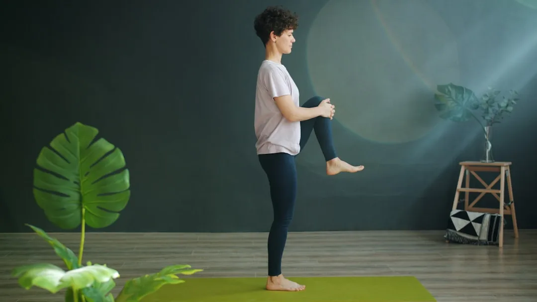 woman teaching online step aerobics class
