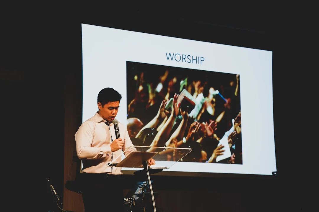 Myth-Busting the World of Deaf and Hard of Hearing Communication